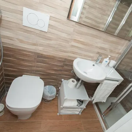 Family House Bed & Breakfast Lecce