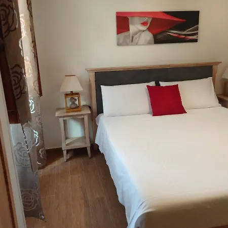 Family House Bed & Breakfast Lecce