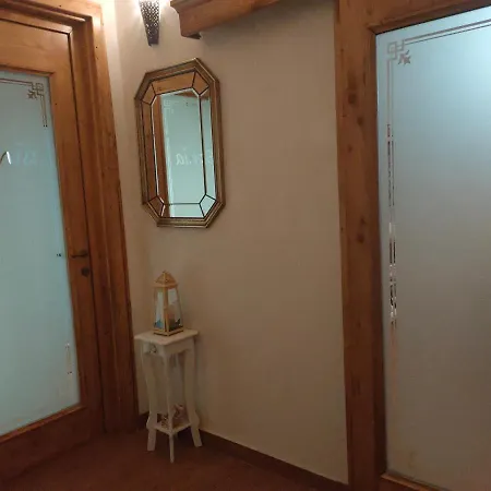 Family House 3* 莱切